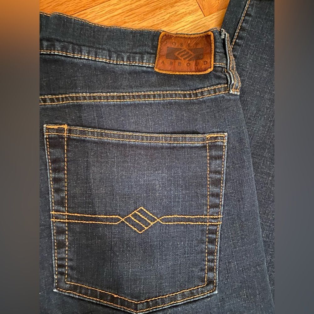 Joesph Abboud Slim Fit Jeans Size 40x30, great condition!